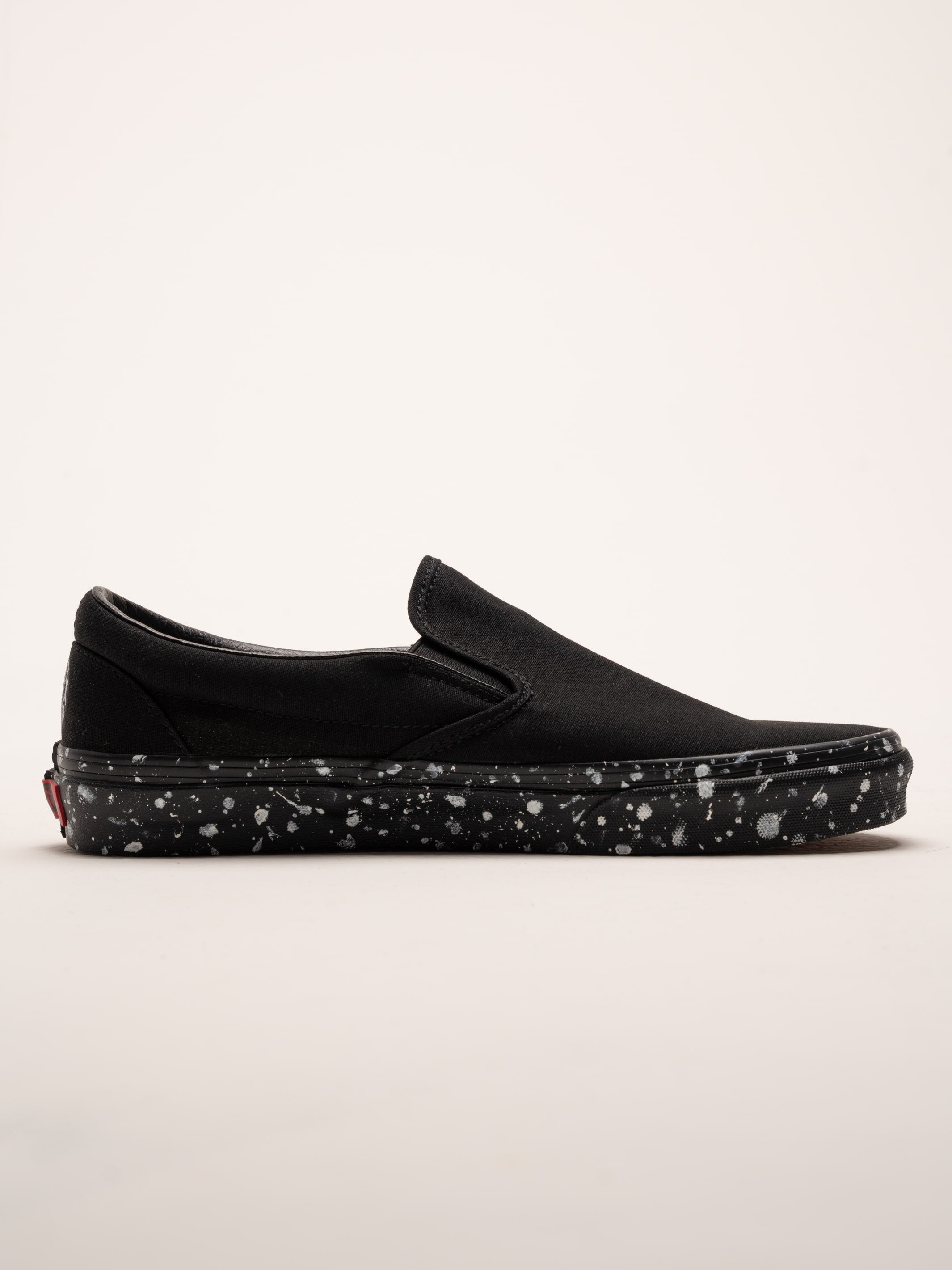 Vans Classic Slip-On "TRASH RIDE" - Black