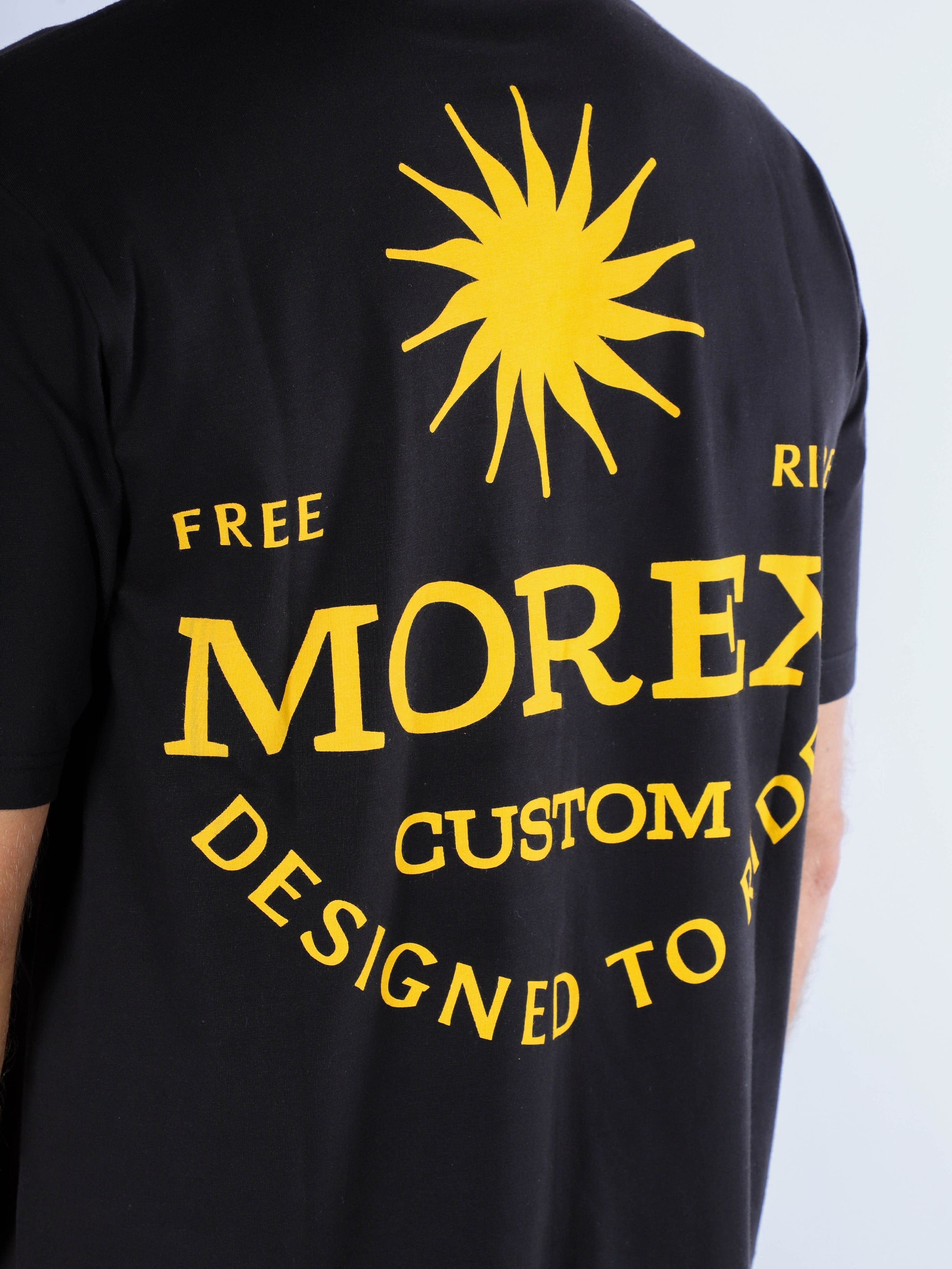 Made - T-shirt