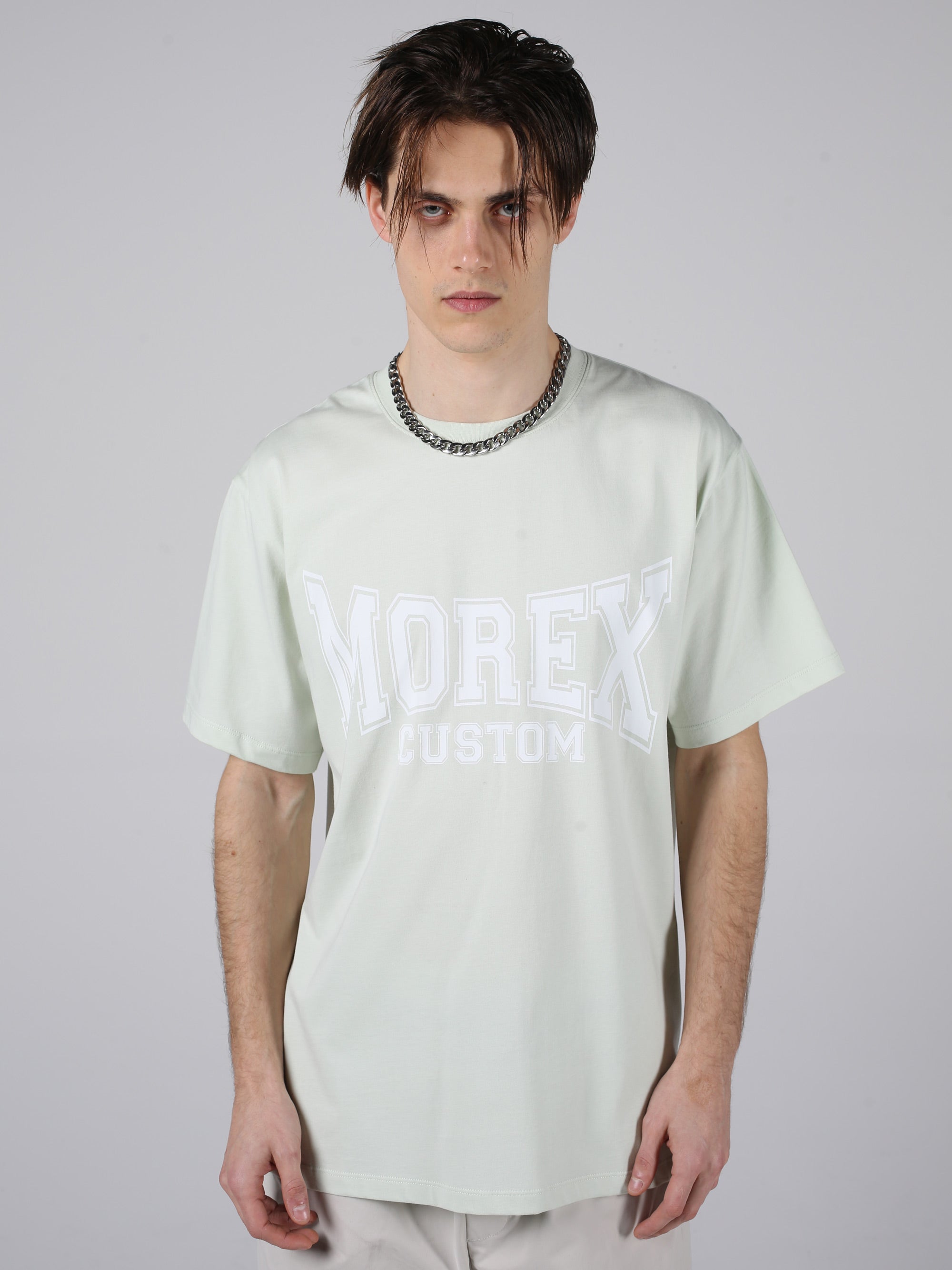 University - T-Shirt