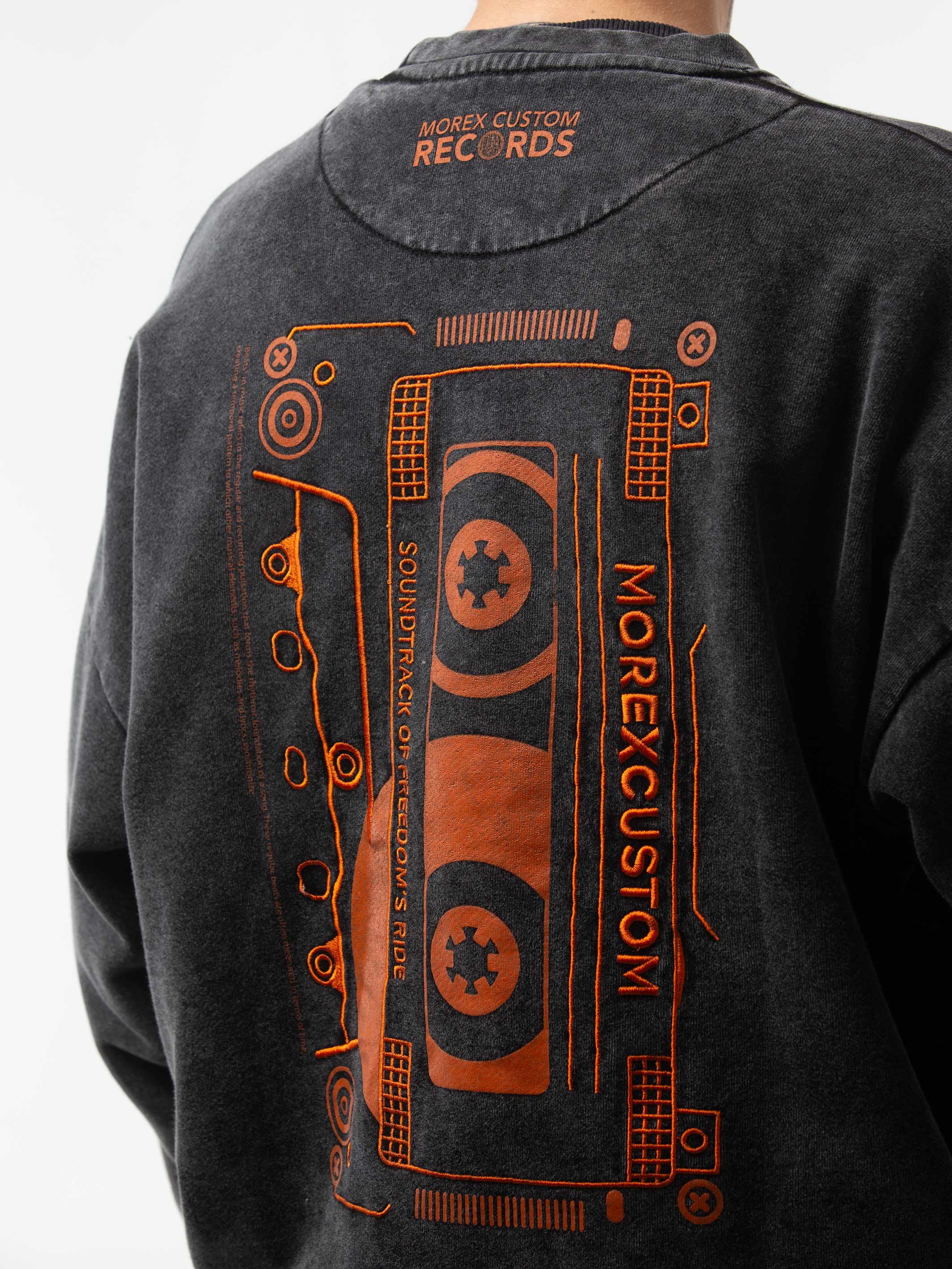 Tape - oversize sweatshirt