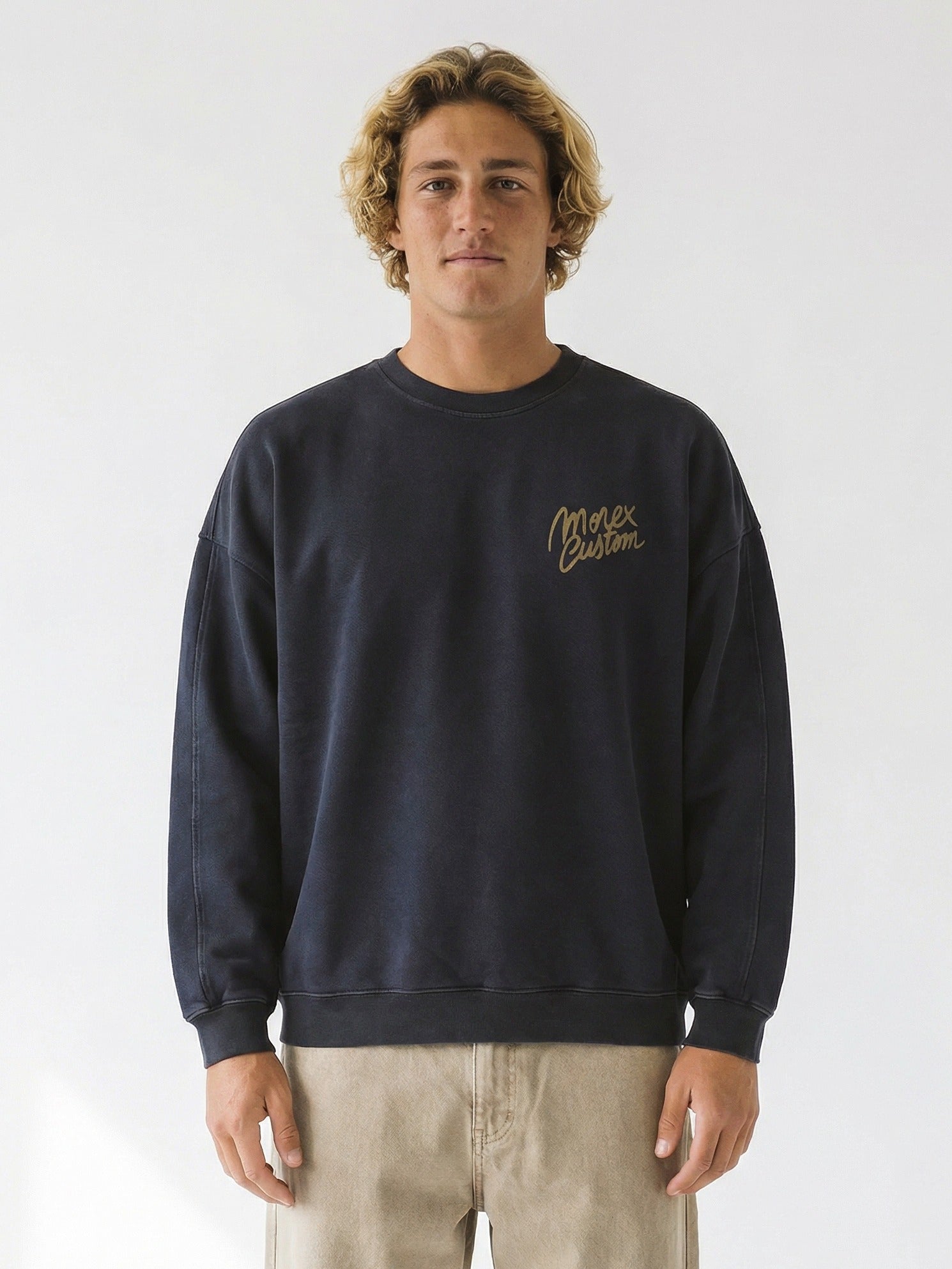 Sweatshirt bleu marine Morex Custom logo script – style vintage lifestyle homme