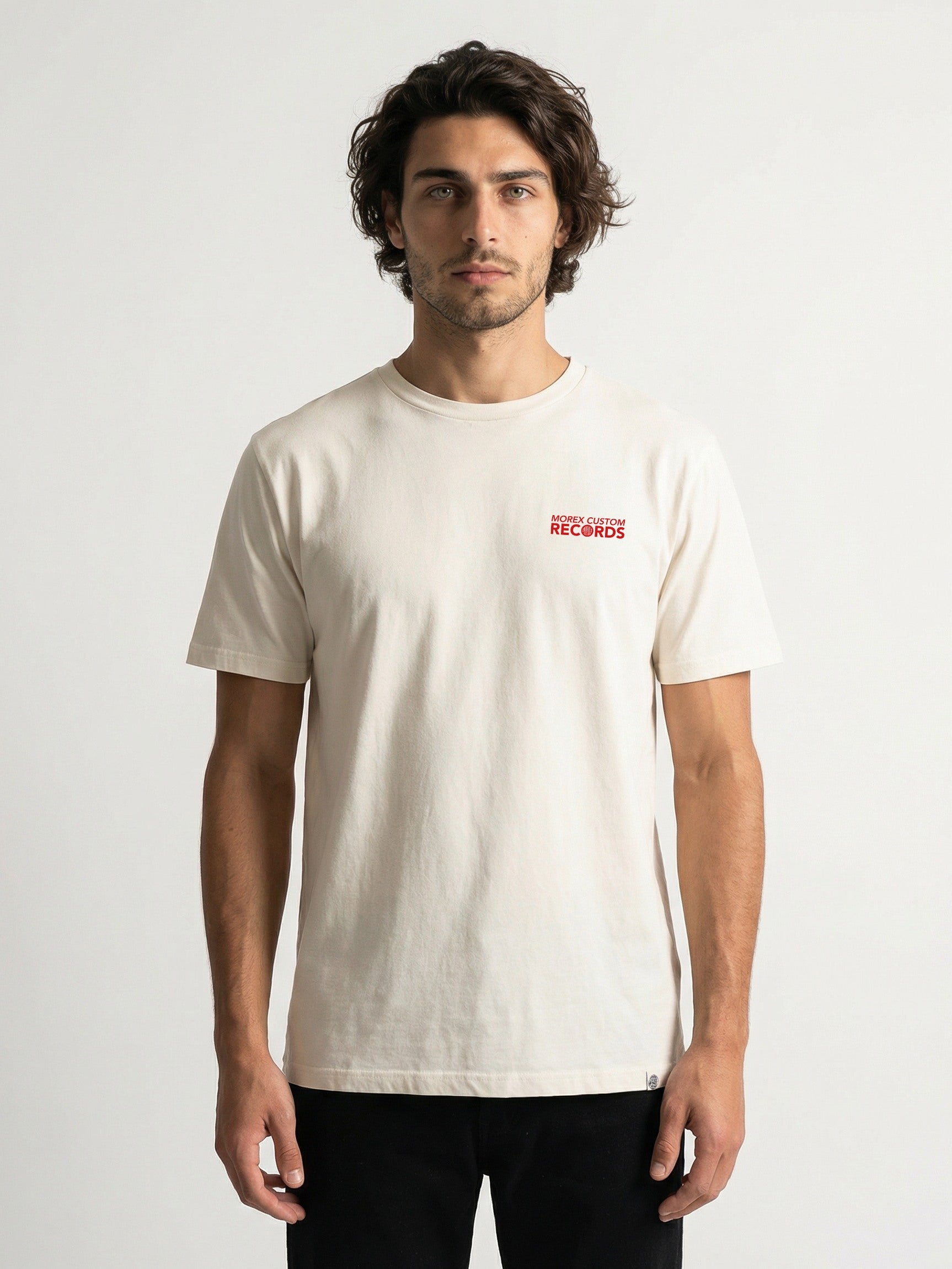 T-shirt Morex Custom pour homme en coton blanc avec logo Windy Corner Records brodé en rouge, style lifestyle et moto.