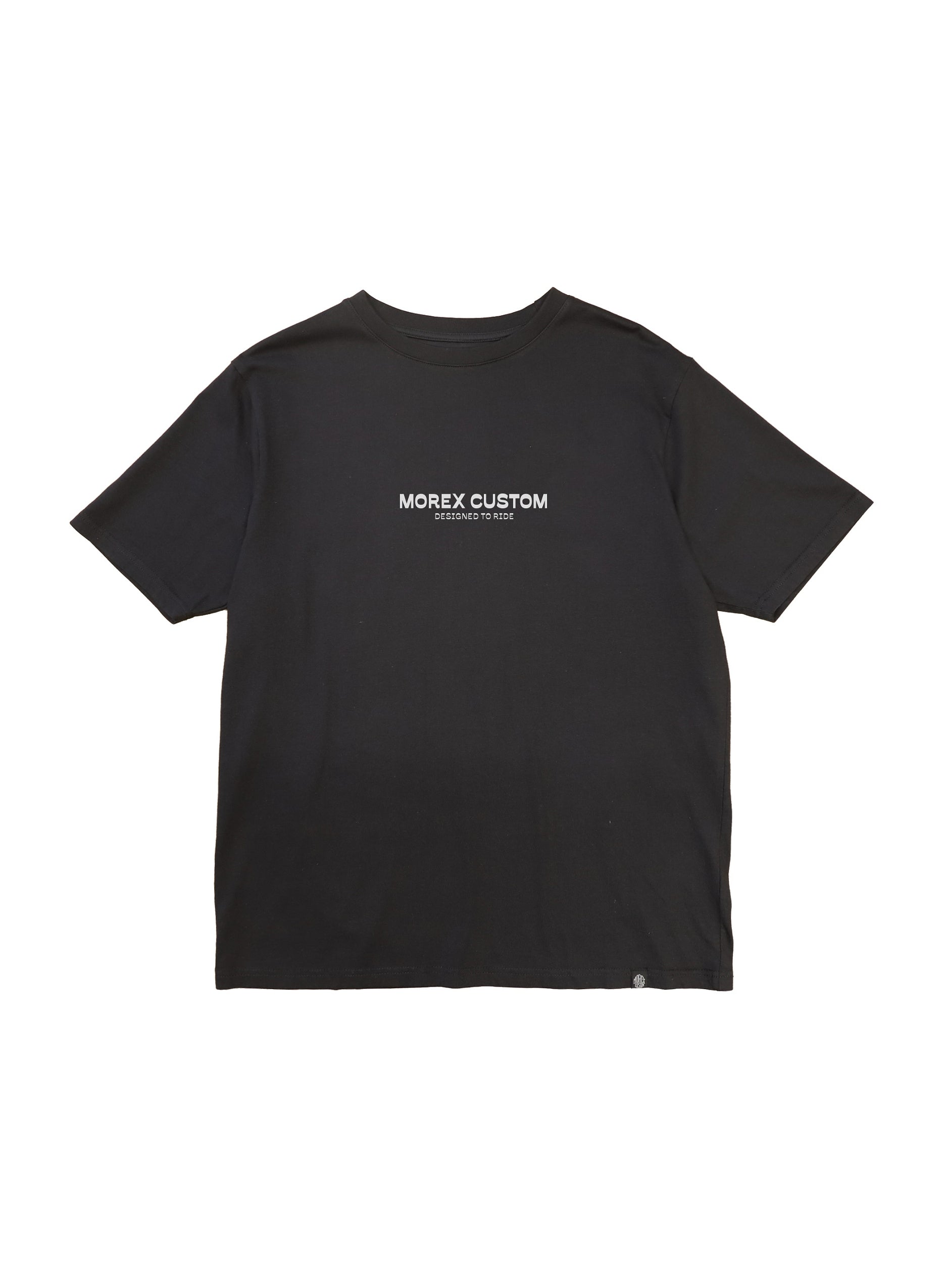 T-shirt noir à manches courtes de la marque Morex Custom avec logo blanc imprimé sur le torse, style lifestyle et moto.