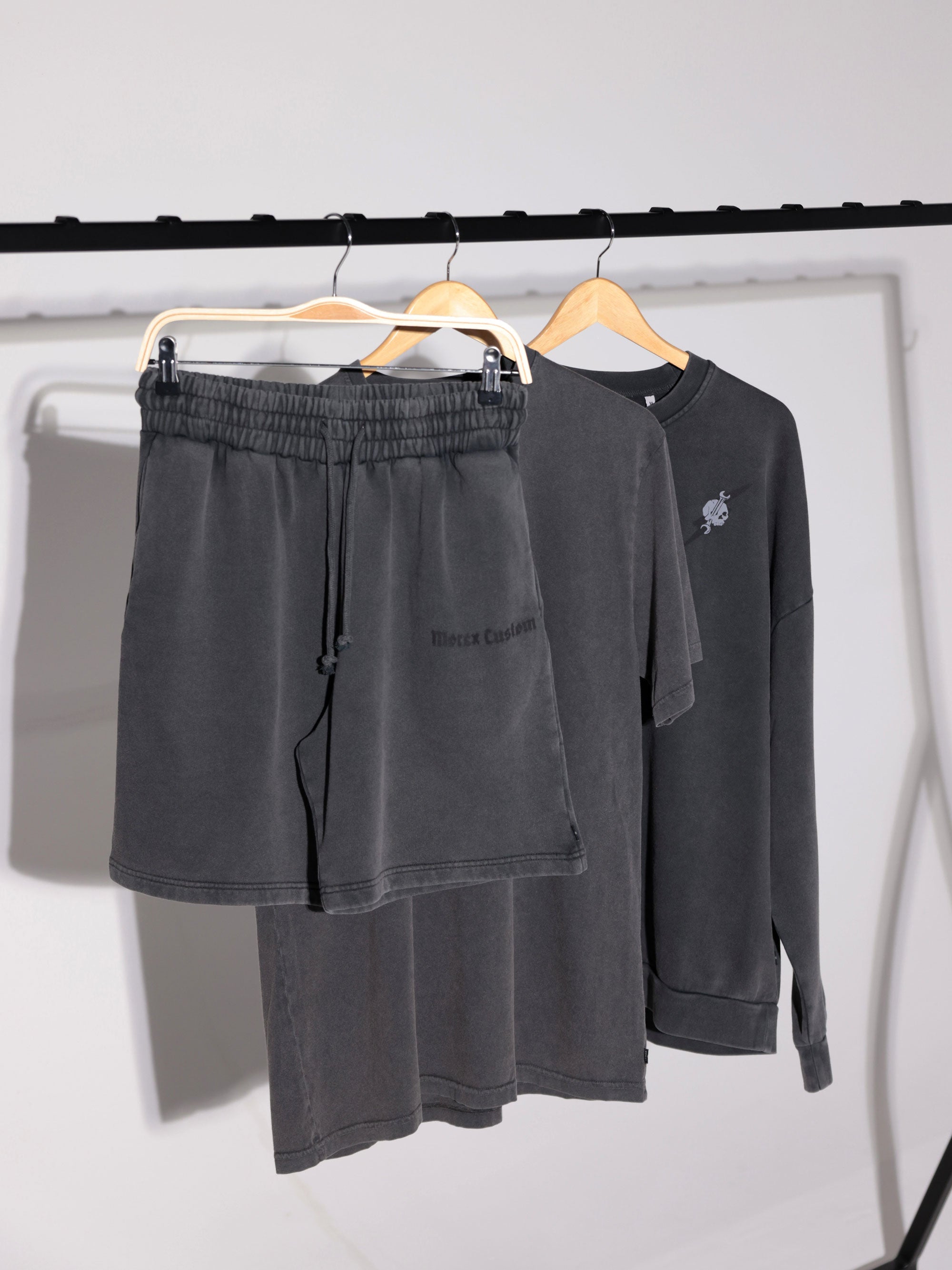 complete dye range , shorts , sweater , t-shirt