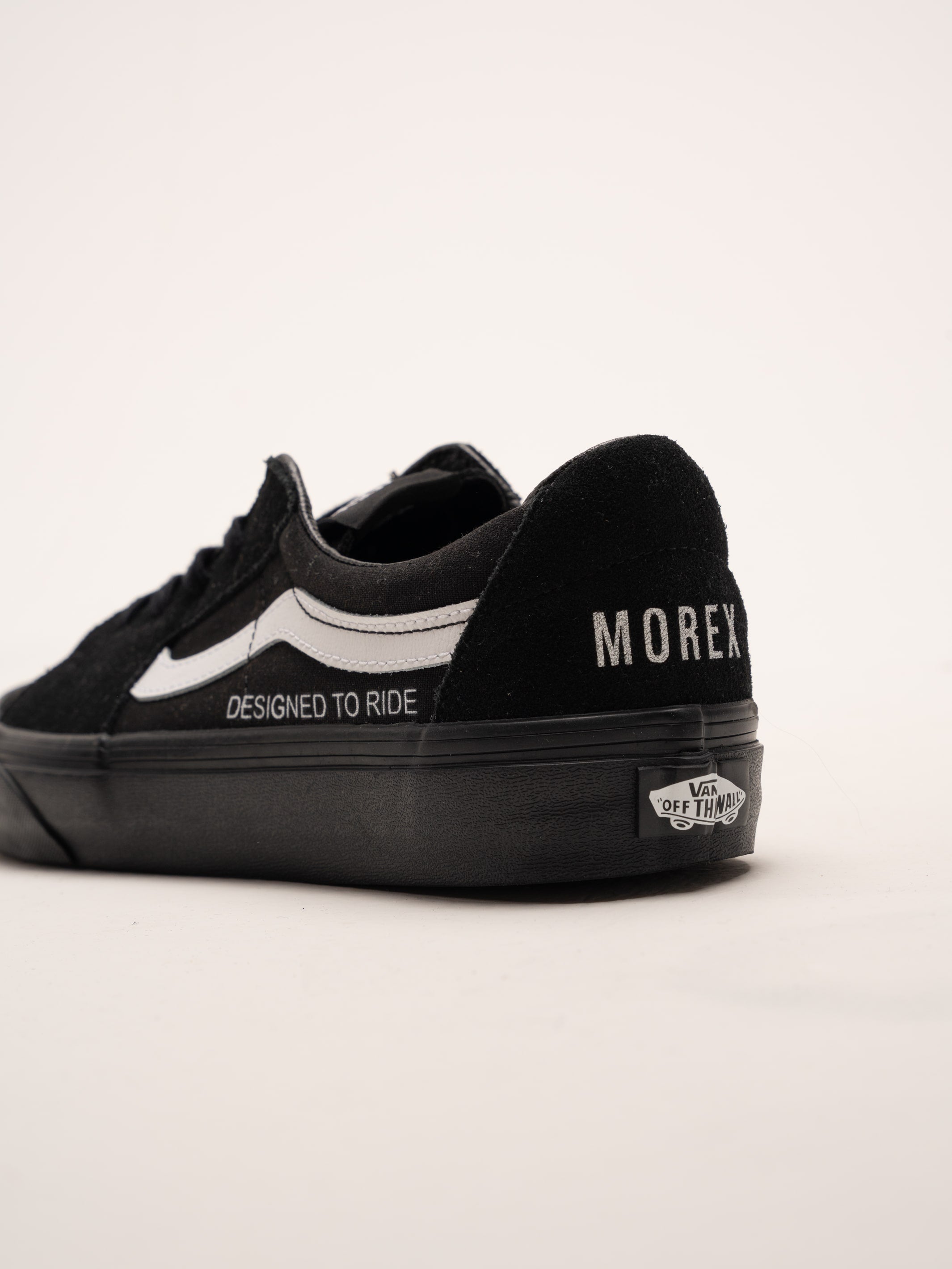 Vans SK8-LOW "POWER SUPPLY" - Noir