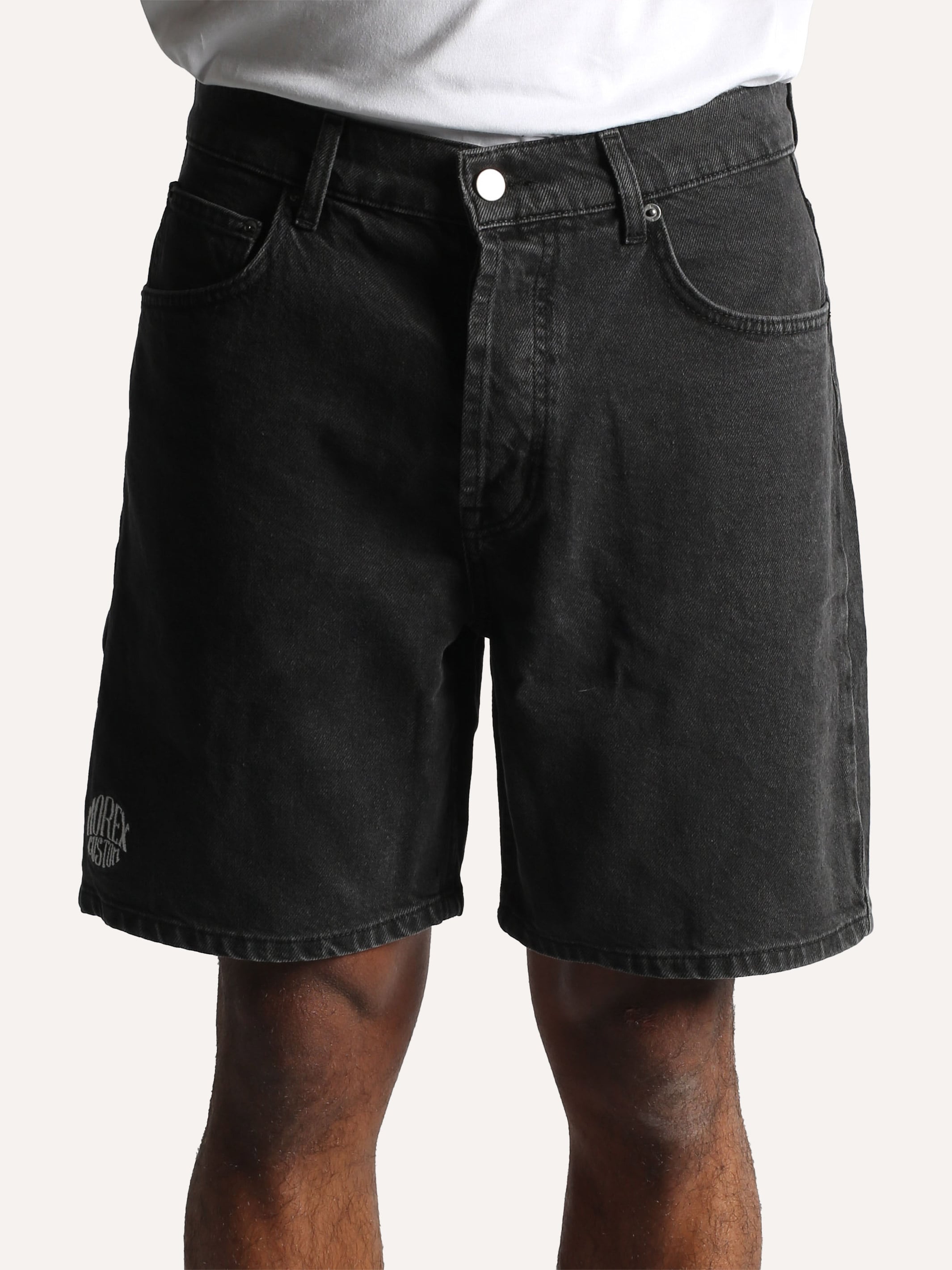 Short en jean noir