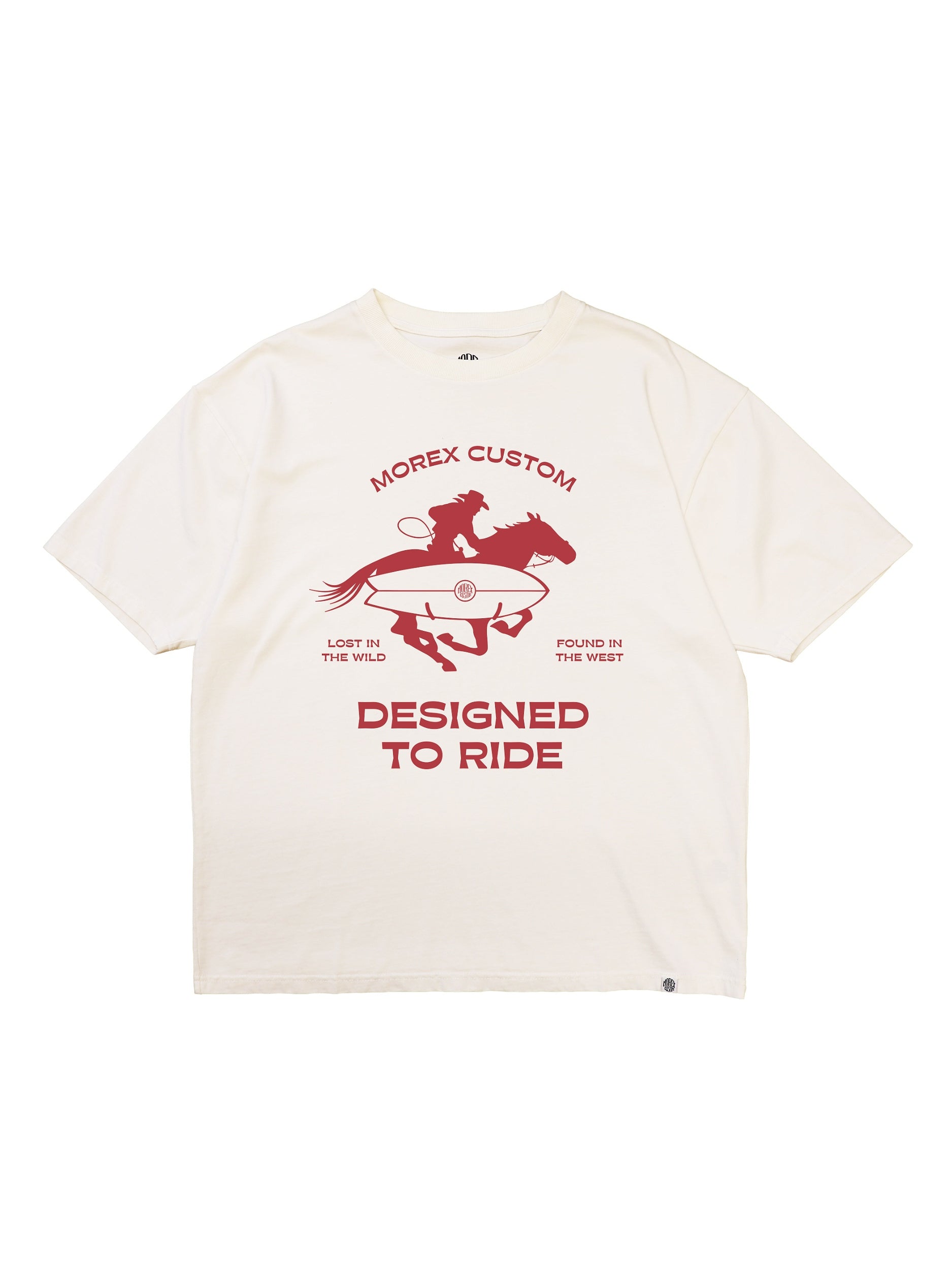 T-shirt Morex Custom de couleur blanc cassé avec un graphique rouge illustrant un motard et l'inscription Designed to Ride.